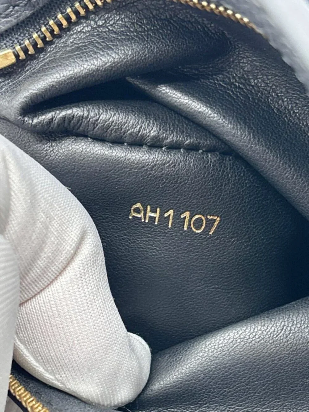 Louis Vuitton item details